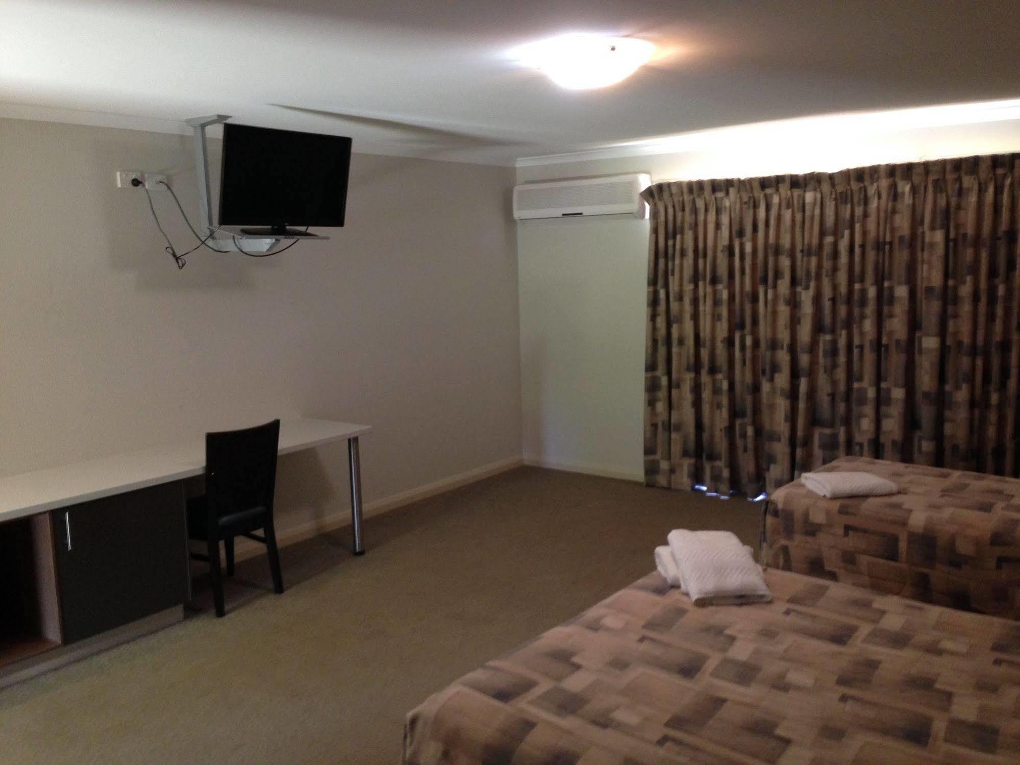 Coro Club Motel Griffith Ngoại thất bức ảnh
